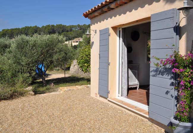 Maison à Cotignac - Le Collet : Maison confort et vue exceptionnelle sur Provence Verte