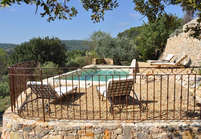 Maison à Cotignac - Le Collet en Provence : confort et vue exceptionnelle
