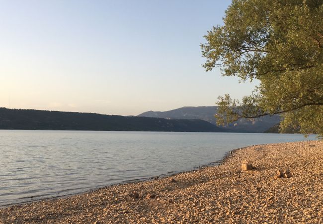 Maison à Cotignac - Les 2 Palmiers : 6 à 10 vacances détente en Provence