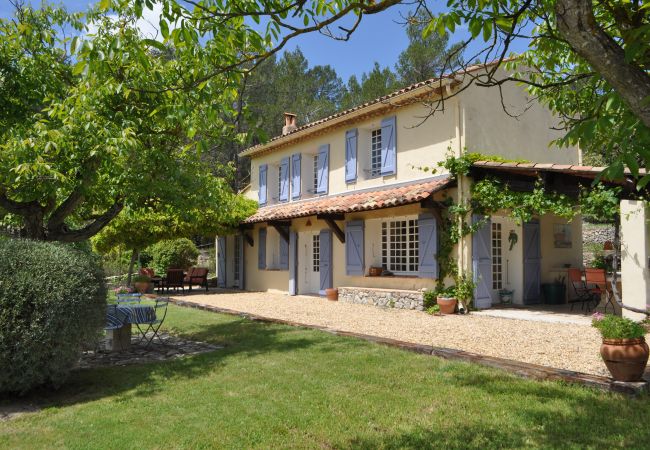 Maison à Cotignac - Les 2 Palmiers : 6 à 10 vacances détente en Provence
