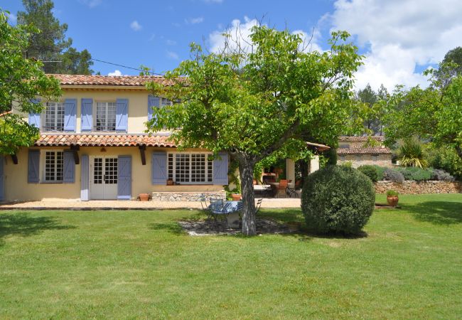 Maison à Cotignac - Les 2 Palmiers : 6 à 10 vacances détente en Provence
