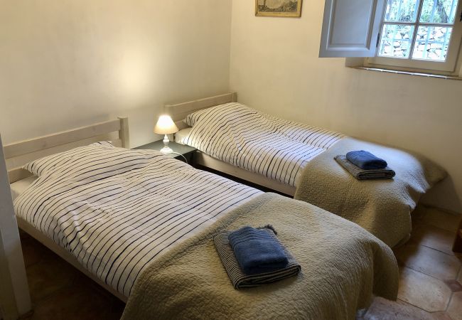 Maison à Cotignac - Les 2 Palmiers : 6 à 10 vacances détente en Provence Maison à Cotignac - Les 2 Palmiers : 6 à 10 vacances détente en Provence