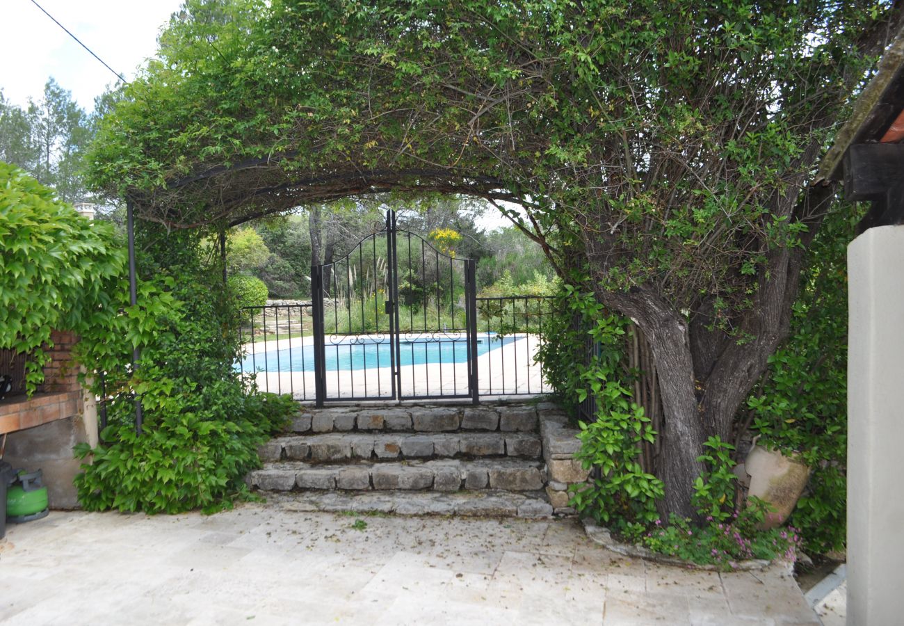 Maison à Cotignac - Les 2 Palmiers : 6 à 10 vacances détente en Provence Maison à Cotignac - Les 2 Palmiers : 6 à 10 vacances détente en Provence