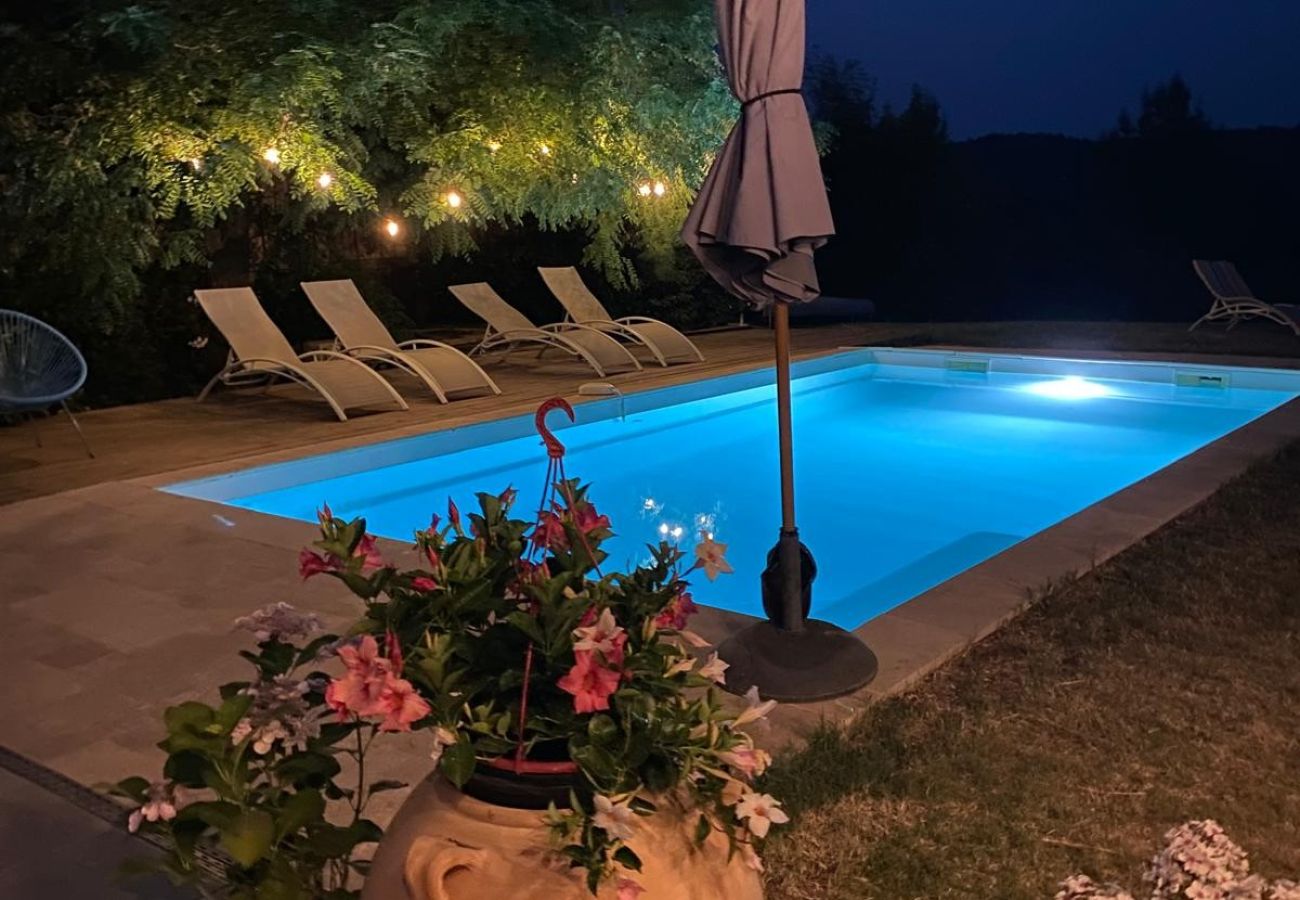 Villa à Sillans-la-Cascade - Villa Pinède, air conditionné, piscine, proche des Gorges du Verdon