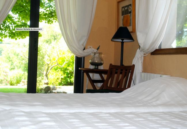 Maison à Cotignac - La Ralaye : tranquillité à proximité des commerces et restaurants Maison à Cotignac - La Ralaye : tranquillité à proximité des commerces et restaurants