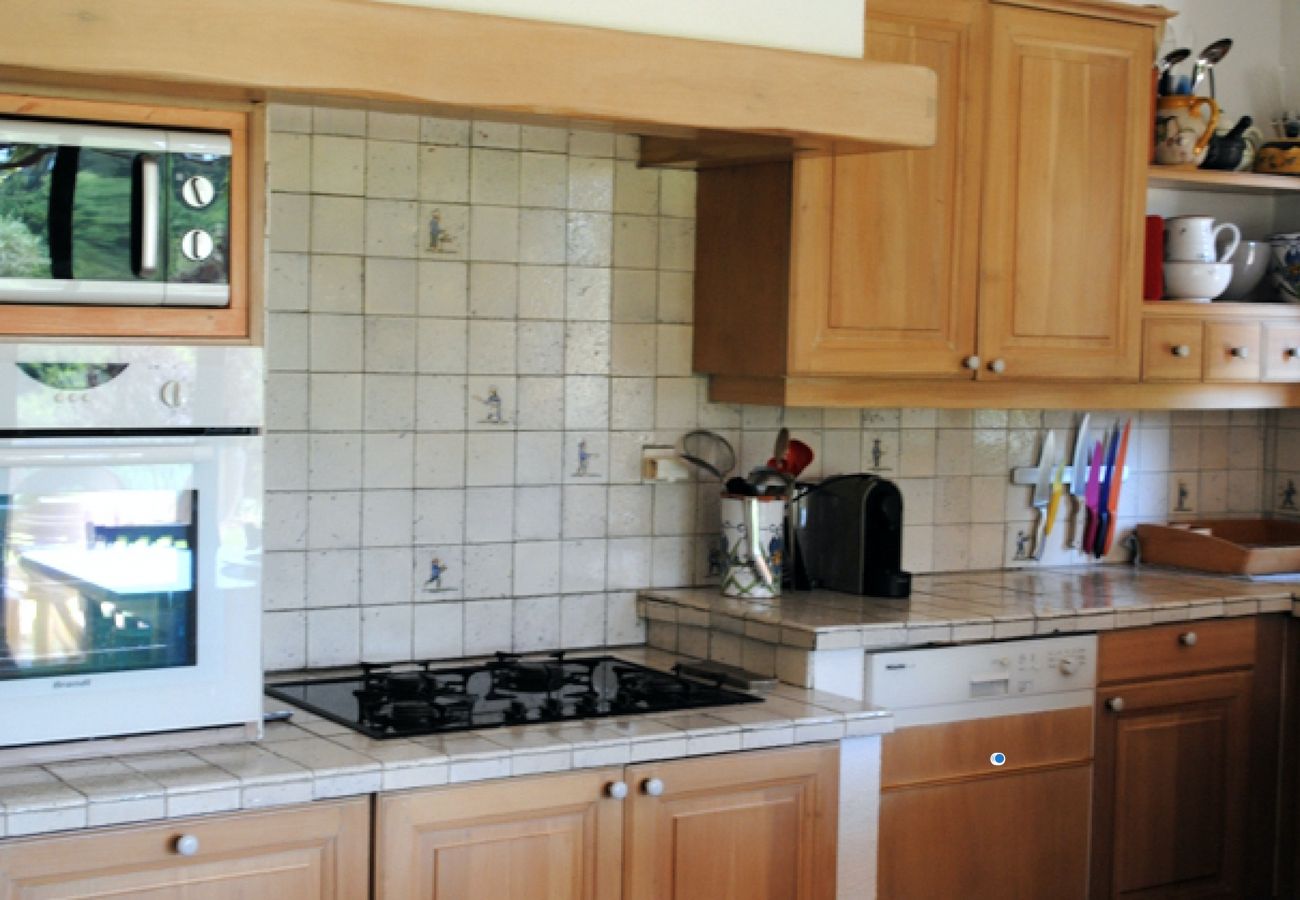 Maison à Cotignac - La Ralaye : tranquillité à proximité des commerces et restaurants Maison à Cotignac - La Ralaye : tranquillité à proximité des commerces et restaurants