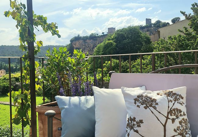 Maison à Cotignac - La Belle Etoile : terrasse et jardin privé avec vue exceptionnelle Maison à Cotignac - La Belle Etoile : terrasse et jardin privé avec vue exceptionnelle