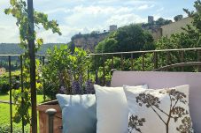 Maison à Cotignac - La Belle Etoile : terrasse et jardin privé avec vue exceptionnelle