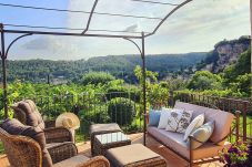 Maison à Cotignac - La Belle Etoile : terrasse et jardin privé avec vue exceptionnelle