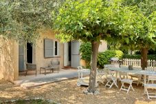 Maison à Cotignac - Le Ferraillon, piscine privée, à distance de marche des commerces et restaurants