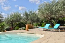 Maison à Cotignac -  Arts &Flores : Location saisonnière en Provence Climatisation, piscine privée (chauffée) et WIFI