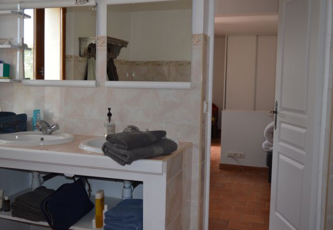 Maison à Cotignac - Mas du Périgoulier : vacances en famille au coeur d'une Provence authentique