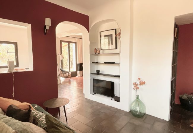 Maison à Carcès - La Cadenière : vacances en famille ou entre amis Maison à Carcès - La Cadenière : vacances en famille ou entre amis