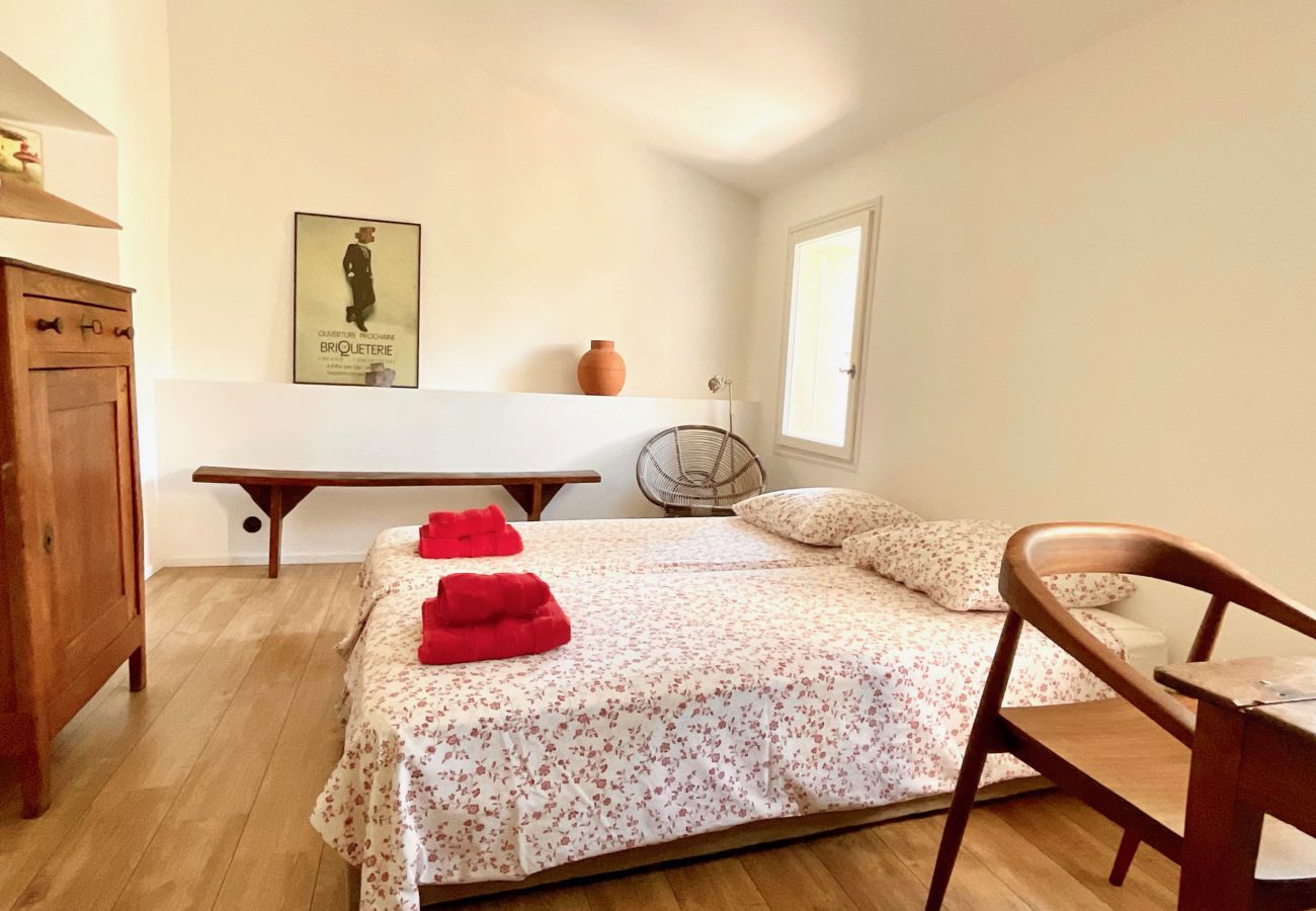 Maison à Carcès - La Cadenière : vacances en famille ou entre amis Maison à Carcès - La Cadenière : vacances en famille ou entre amis