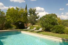 Maison à Cotignac - Bastide du murier : Location saisonnière en Provence Nature 