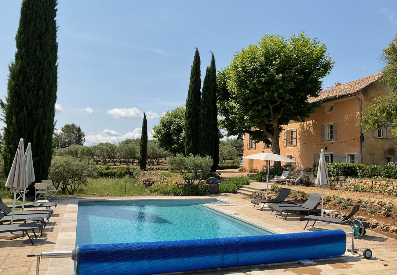 Maison à Cotignac - L'Alérie, magnifique bastide Provençale, charme et tranquillité, piscine et tennis privé