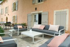 Maison à Cotignac - L'Alérie, magnifique bastide Provençale, charme et tranquillité, piscine et tennis privé
