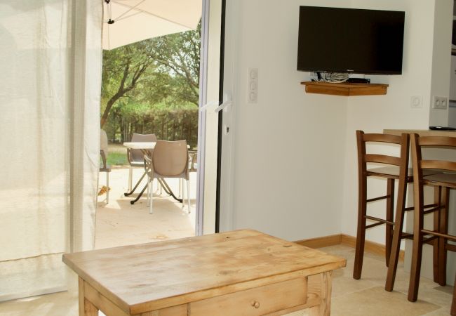 Appartement à Fox-Amphoux - ROMARIN : appartement de vacances sur un domaine privé aux portes du Verdon