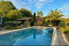 Maison à Cotignac - La Volière : maison de vacances de charme, 3 chambres, piscine privée
