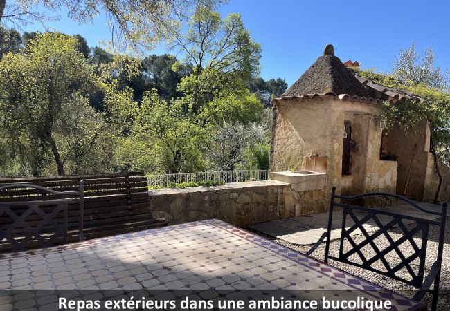 Maison à Cotignac - Campagne la Rivière, ambiance bucolique pour 4 à 6 personnes, piscine privée, wifi