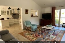 Maison à Cotignac - Campagne la Rivière, ambiance bucolique pour 4 à 6 personnes, piscine privée, wifi