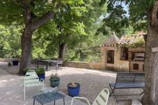 Maison à Cotignac - Campagne la Rivière, ambiance bucolique pour 4 à 6 personnes, piscine privée, wifi